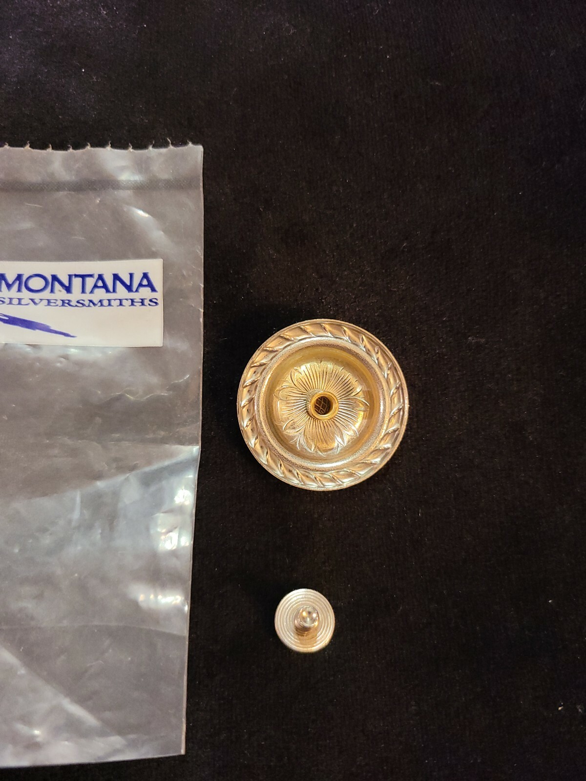 Montana silver 1 1/4 floral Chicago screw new 1 pc