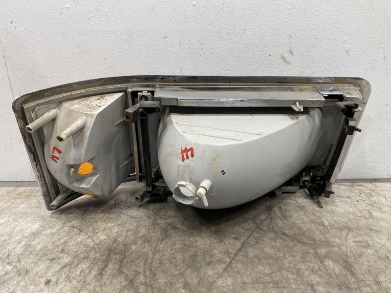 1994 Mack CH612 Headlight (611-20743)