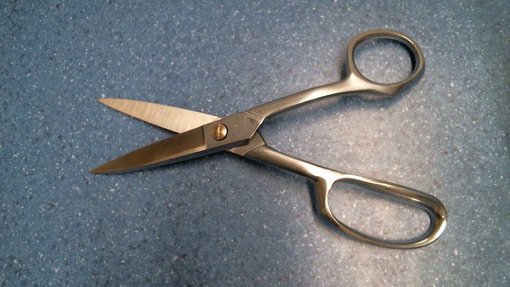 Klein Tools Right Handed Curved Carpet Shears ... FS