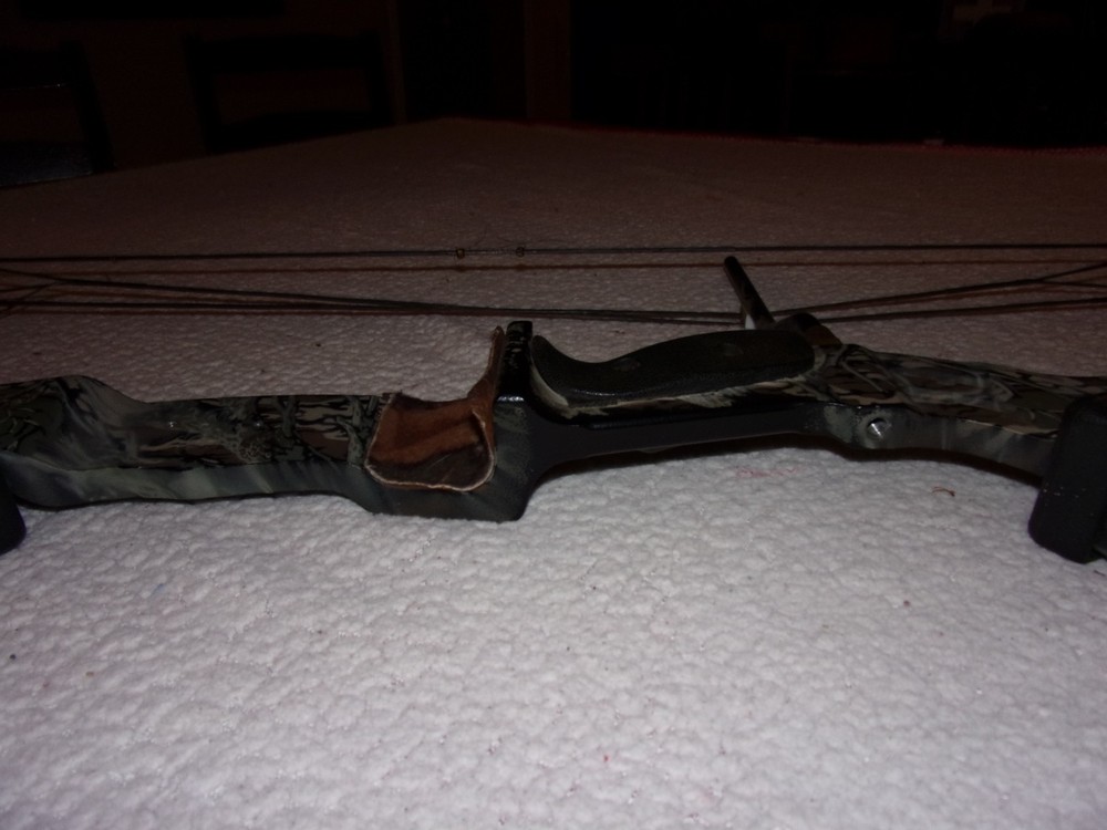 PSE Archery Fire-Flight Game Sport Compound Bow