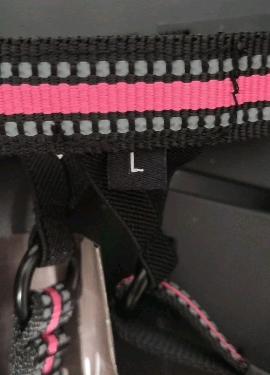 BONTHEE Dog Muzzle,Anti-Bite Adjustable Breathable Soft Muzzle for M, Pink