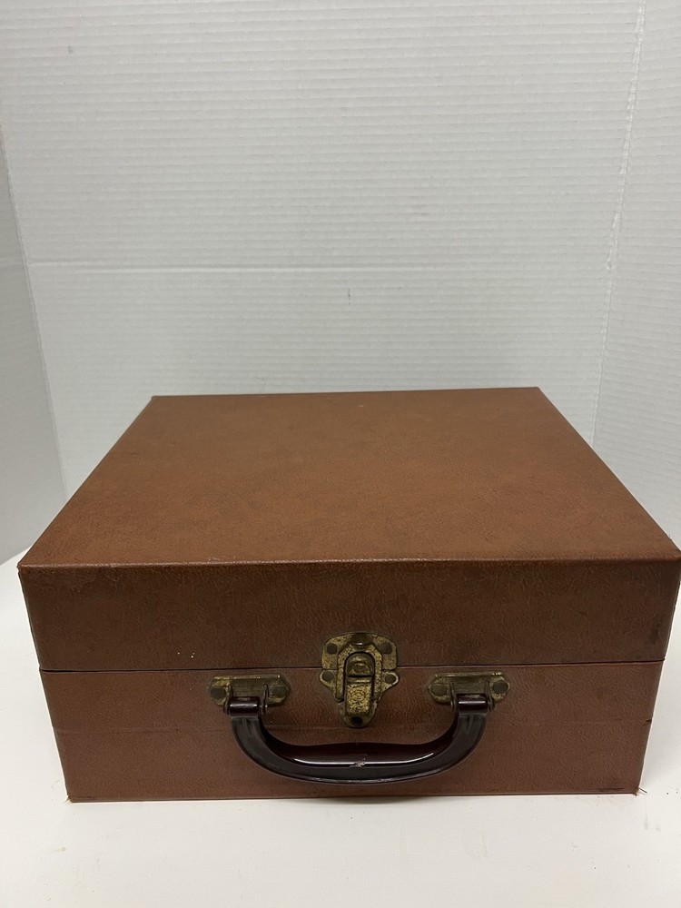General Electric Phonograph Model D-697 (33,45,78) - Untested
