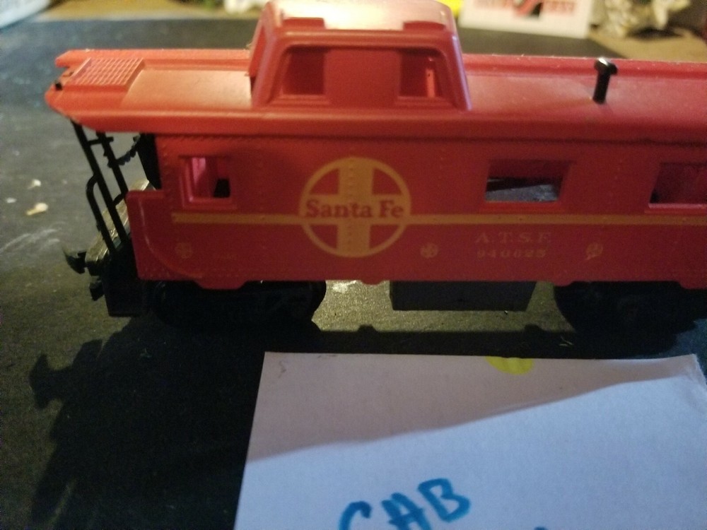 ATSF 940625 CABOOSE, CAB 601