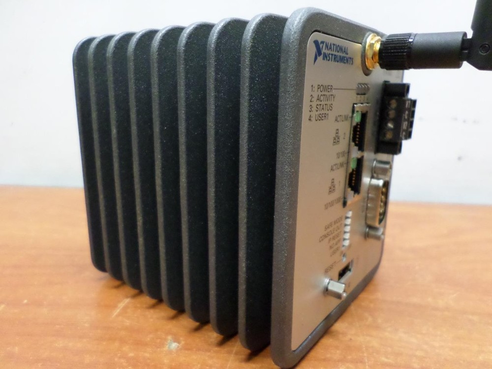 National Instruments NI 9792 RT Controller with Integrated Gateway for WSN