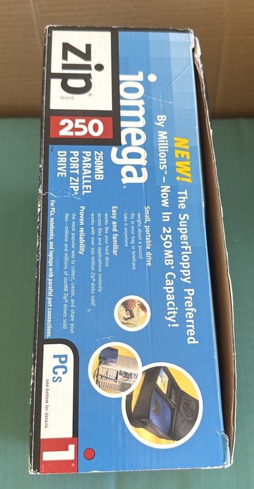 Iomega 250MB External Parallel Port Drive - Blue (10918)