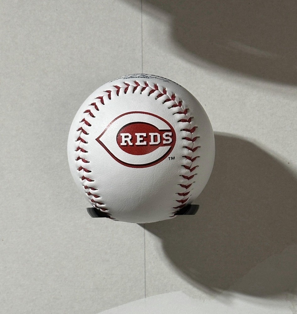 BASEBALL WALL DISPLAY