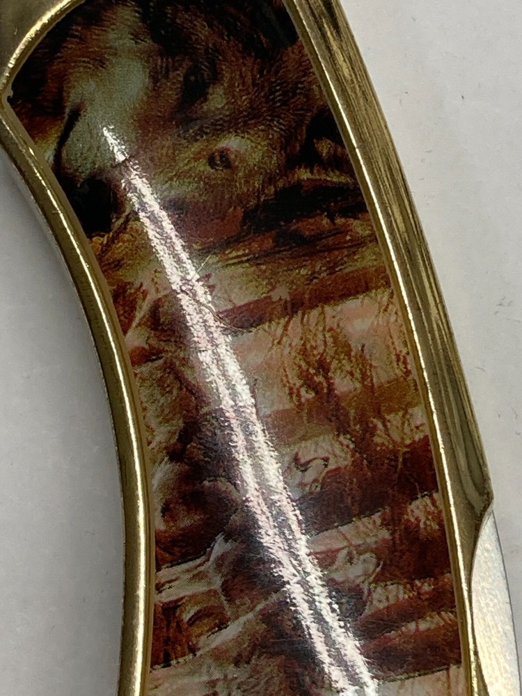 Wolf Pack Commemorative Knife in Presentation Box WPCKT