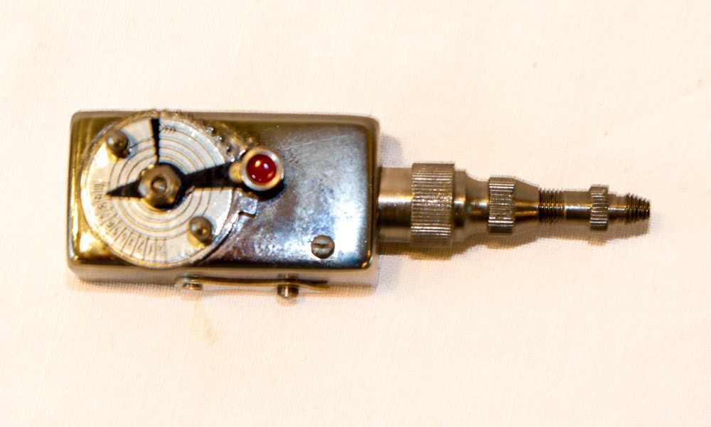 Autoknips Model V mechanical self-timer shutter release