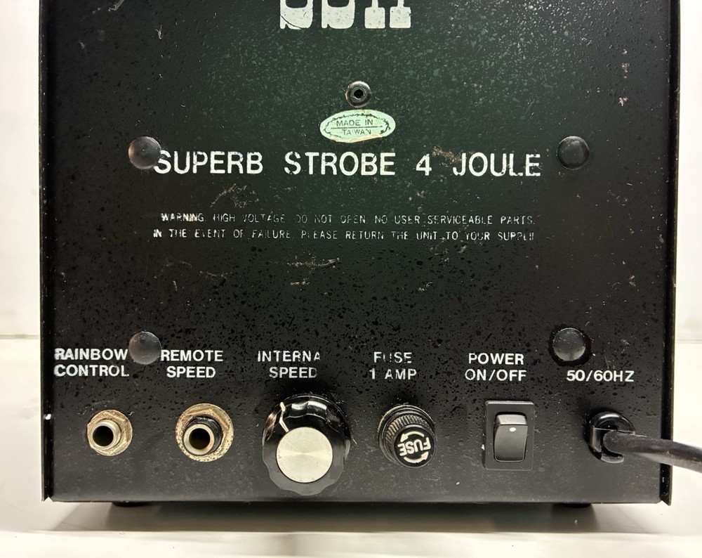 American DJ ? Super Strobe MK II - Superb Strobe 4 Joule