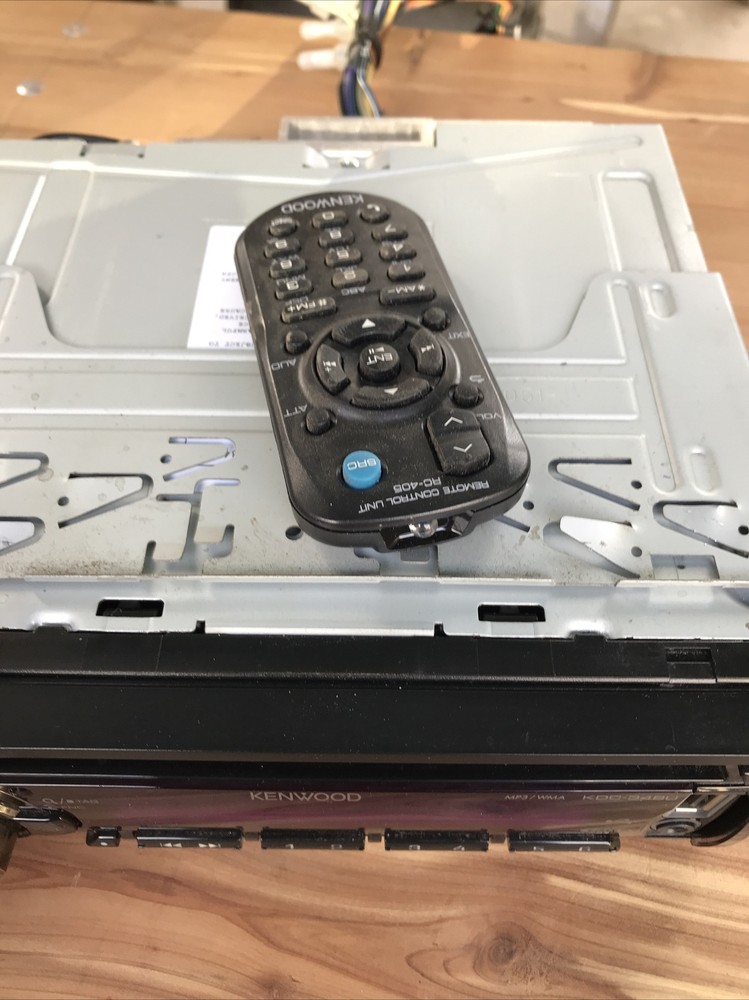Kenwood KDC-348U Complete Stereo With Remote & Harness Bracket