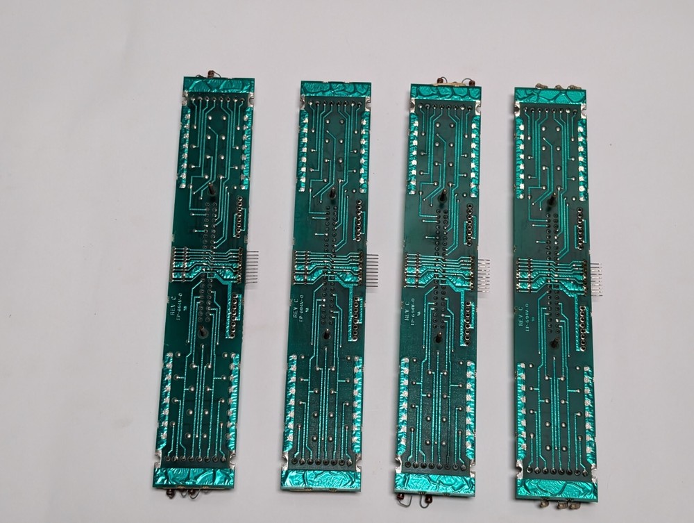 4 pcs. MOTHER BOARD Class "B" 562-856E 1792 (USED).