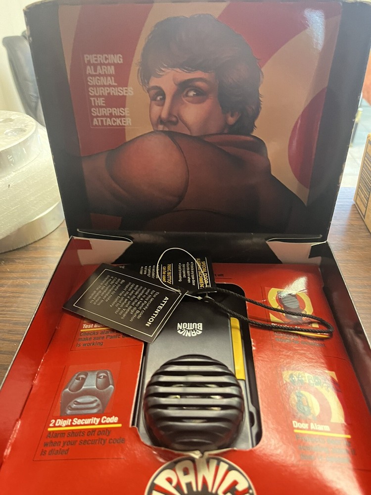 Vintage 1979 Clairol Panic Button