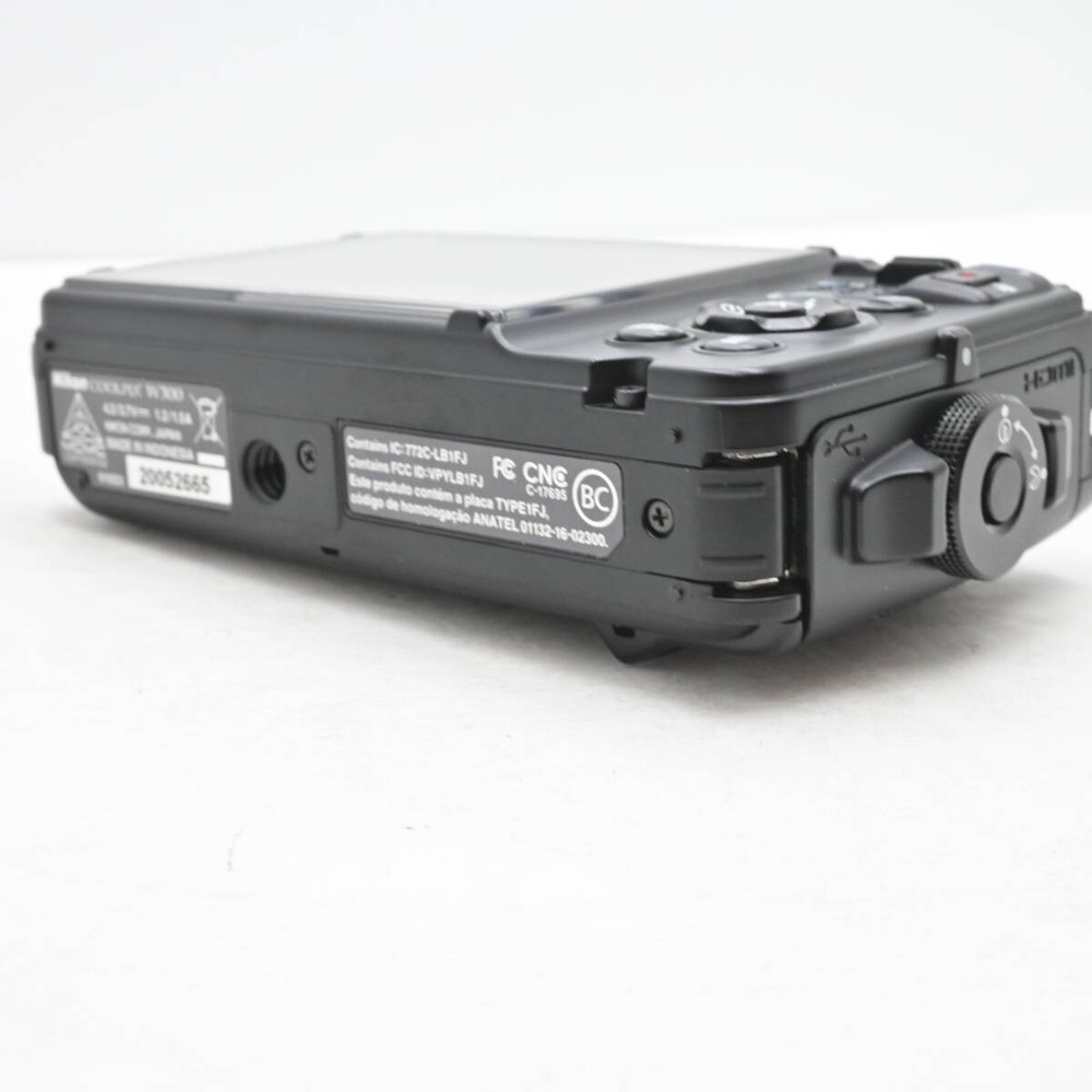 Nikon COOLPIX W300 BK Digital Camera