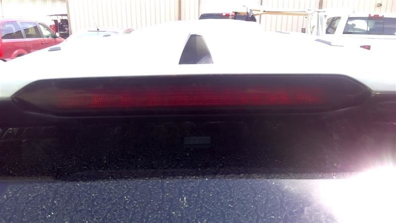 EQUINOX   2018 High Mounted Stop Light 104532303