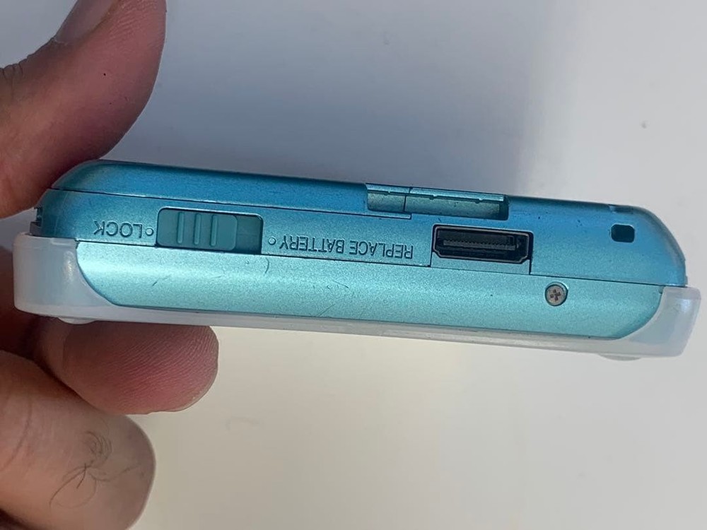 Sharp Portable MD Player MT-AV1 Serial No.27049433 Untested