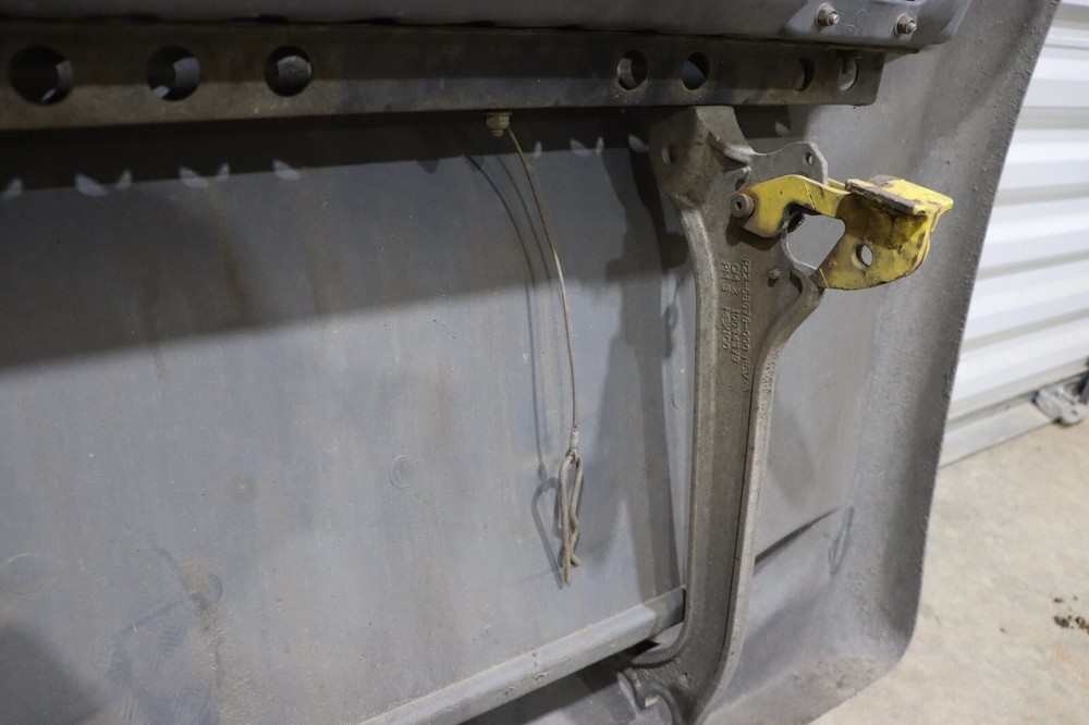 2013-2017 FREIGHTLINER CASCADIA 125 LEFT DRIVER FORWARD SKIRT PANEL STEP OEM