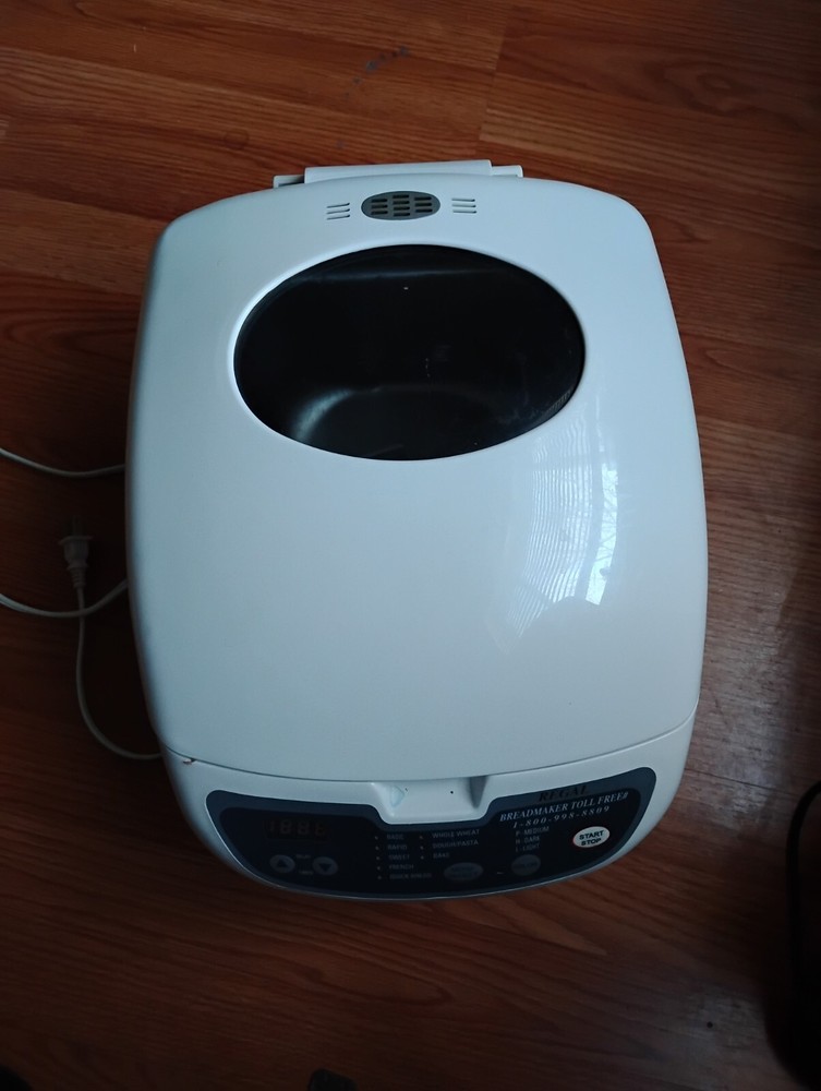 New! Kitchen Ace Bread Maker Home Bakery LCD Display 19 Programs Portable NIP