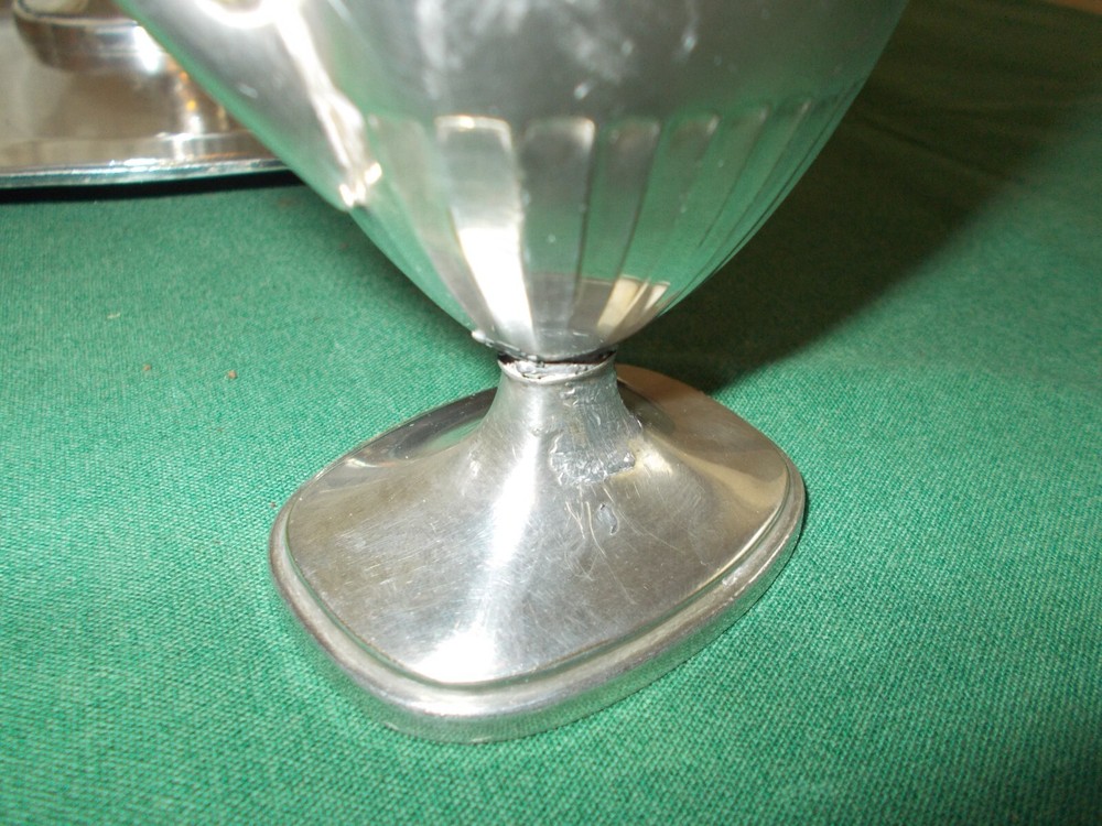 ANTIQUE SILVER PLATED WALLACE BUCKINGHAM TEA/COFFEE SET WITH PLATTER