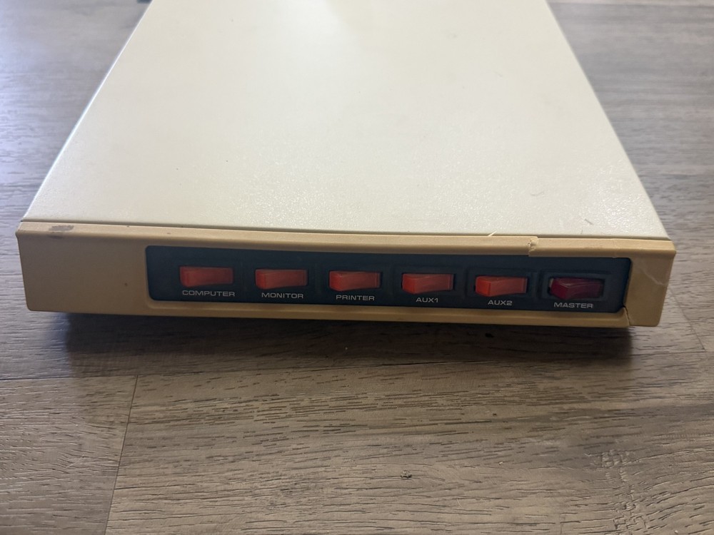 Vintage Computer Power Controller 5 Outlet Surge Protector, Works Great!