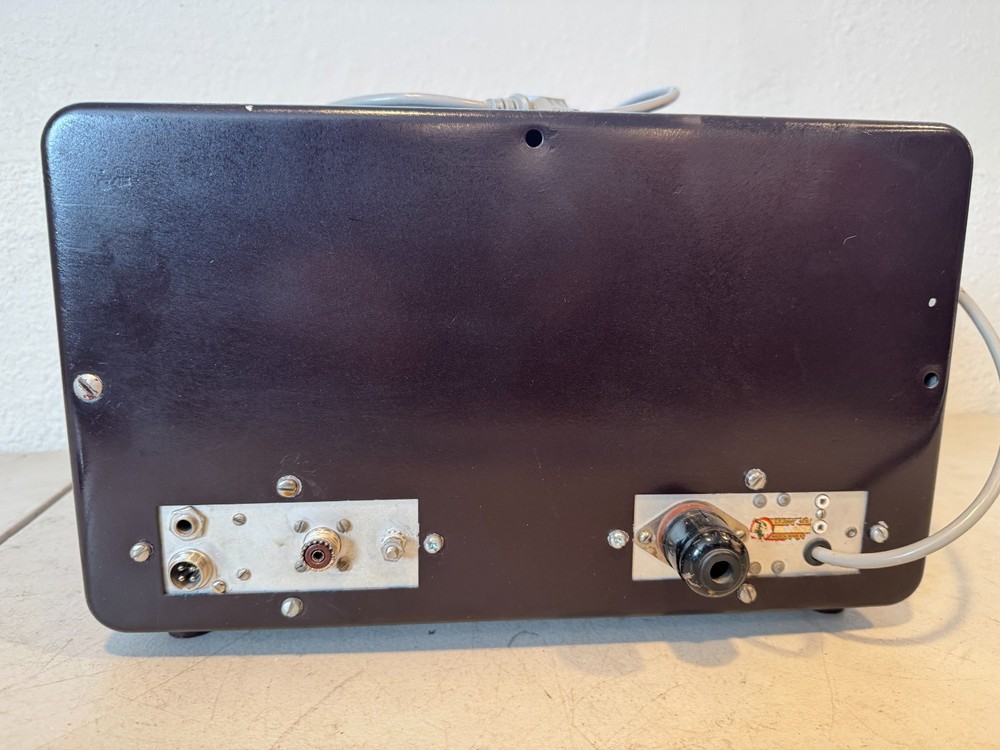 Johnson Viking Ranger Tube Transmitter Powers On Tubes Light Meter Works