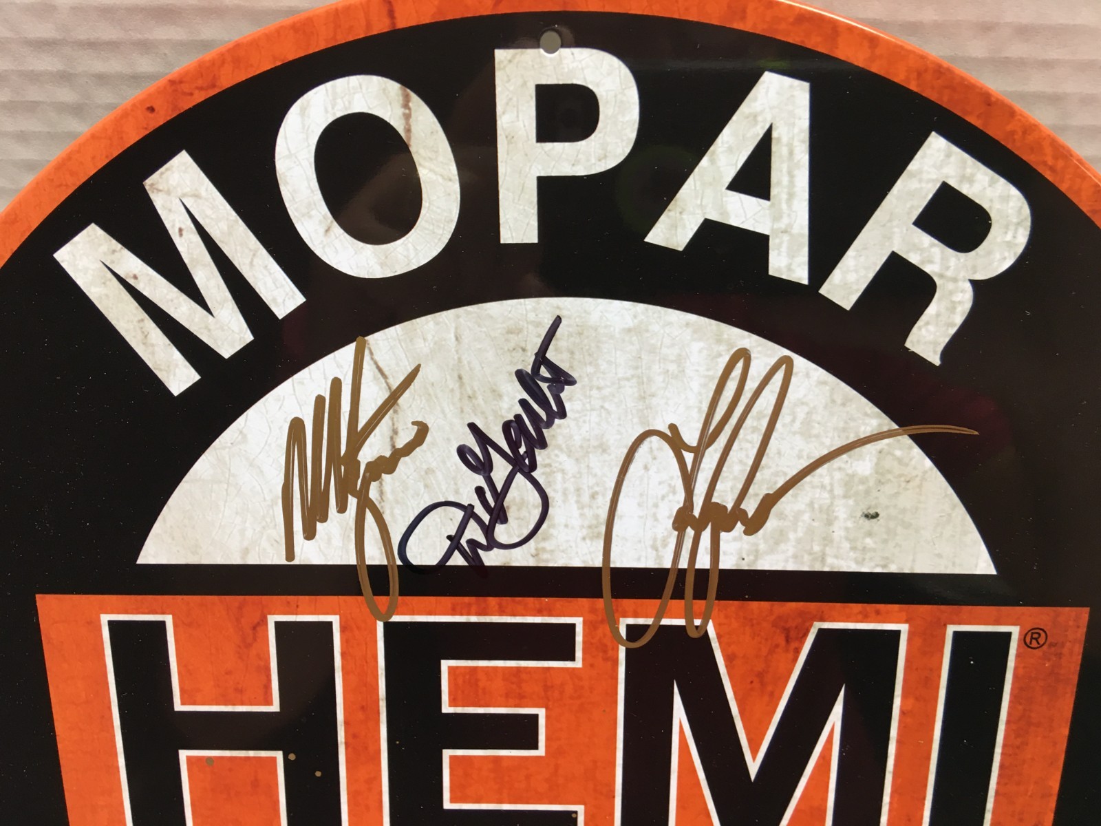 DON GARLITS & 5 NHRA DRIVERS AUTOGRAPHED MOPAR HEMI GARAGE METAL SIGN