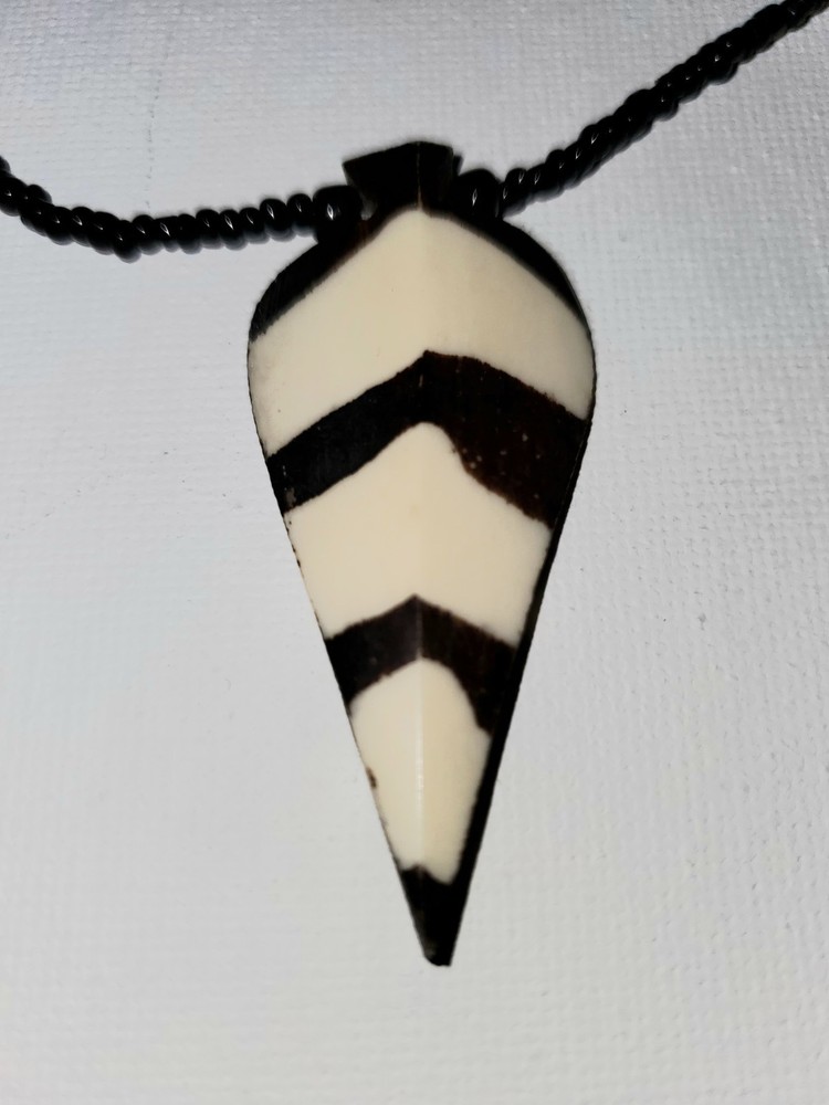 African Custom Made Necklace Arrowhead Shape *Great Condition*