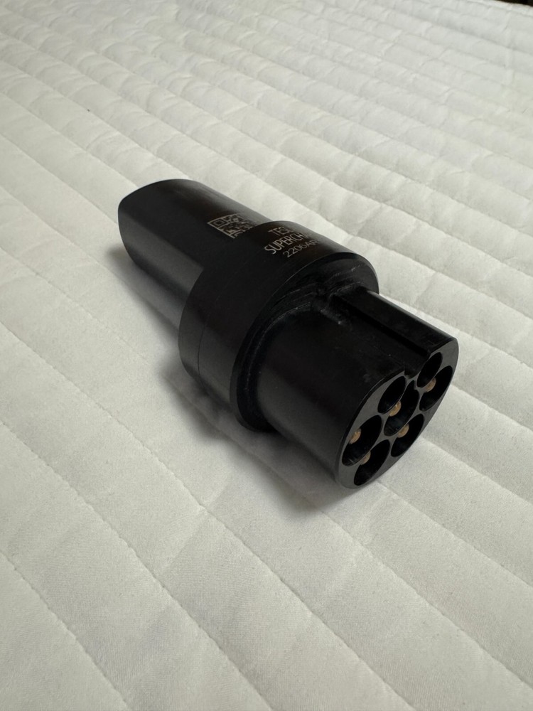 Tesla Supercharge Adapter/Converter for US spec in EU, Type2 DC