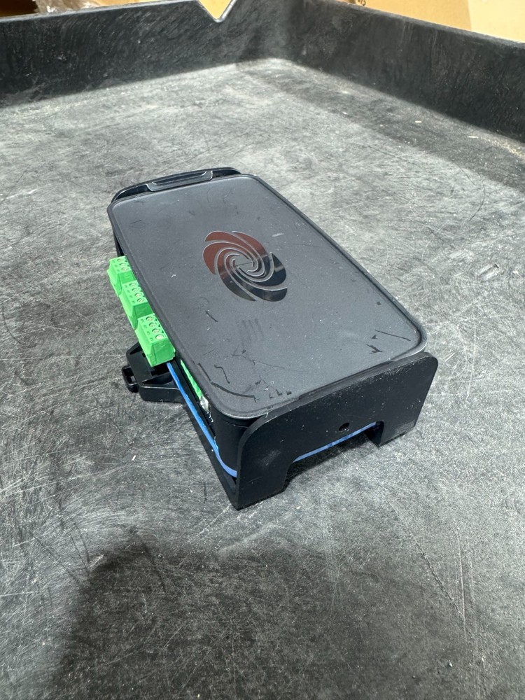 Crestron RMC3 Room Media Controller w Mounting Bracket