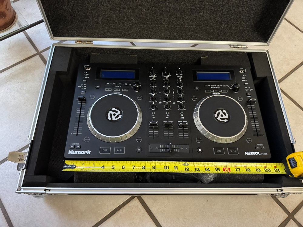NUMARK MIXDECK EXPRESS Doble DECK USB-A USB-B CD MP3 ++ DJ Controller
