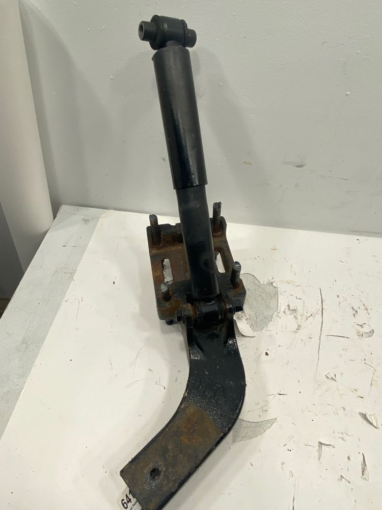 Mack Twin Y Suspension Bracket (641-12323)