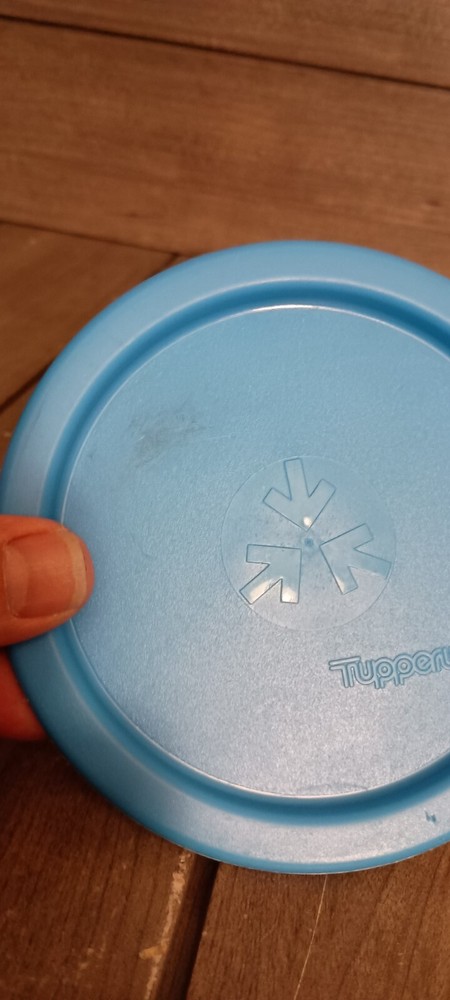 Tupperware 2423C "A" Blue Replacement Lid 5.25"