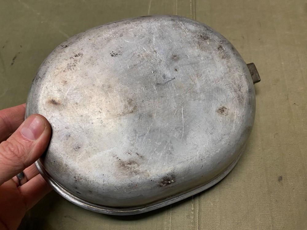 ORIGINAL WWII US ARMY & MARINE INFANTRY M1942 STEEL MESS KIT-EARLY WAR, 1942