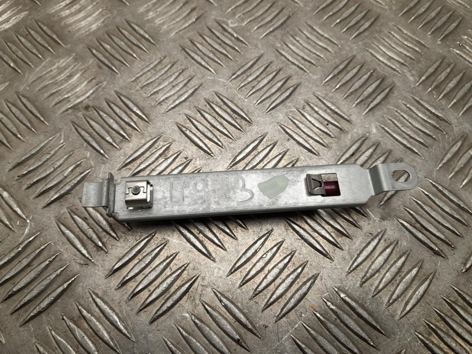 Antenna Amplifier Porsche Macan 2021 95B035497