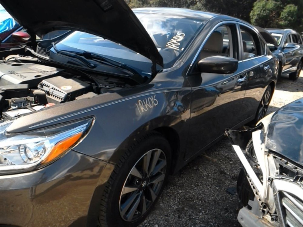 ALTIMA 2017 Fuse Box Cabin 104928359