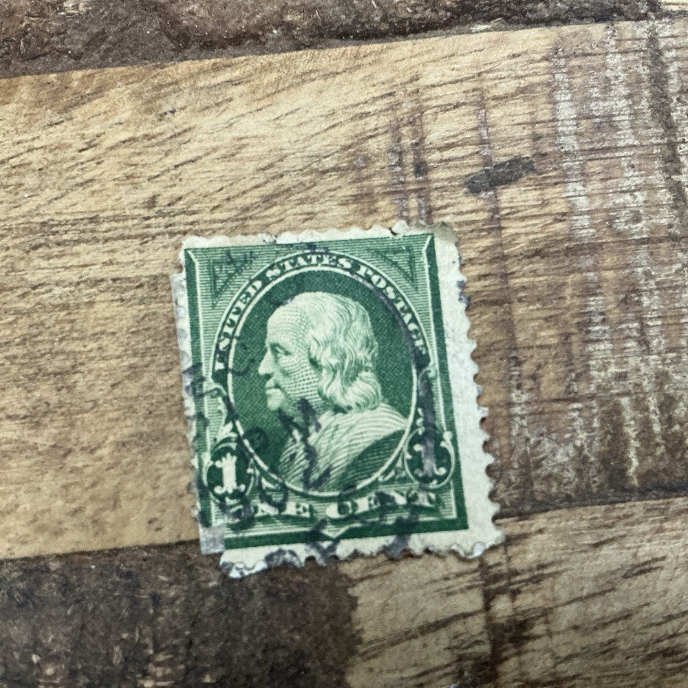 RARE Benjamin Franklin 1 Cent  Green Stamp Very Rare