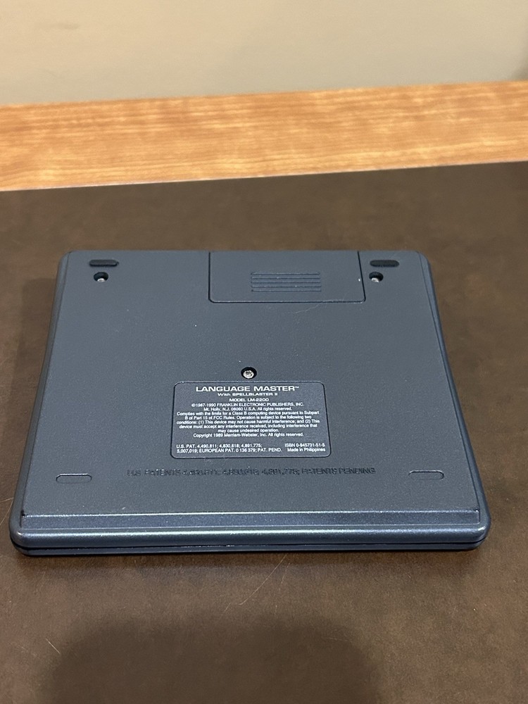 Franklin Language Master Dictionary Thesaurus LM 2200 Tested & Working