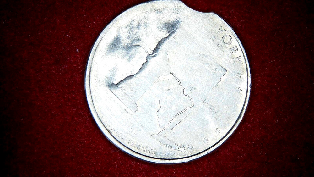 2001 NY QUARTER ERROR STRIKED-OBV-RVS-75