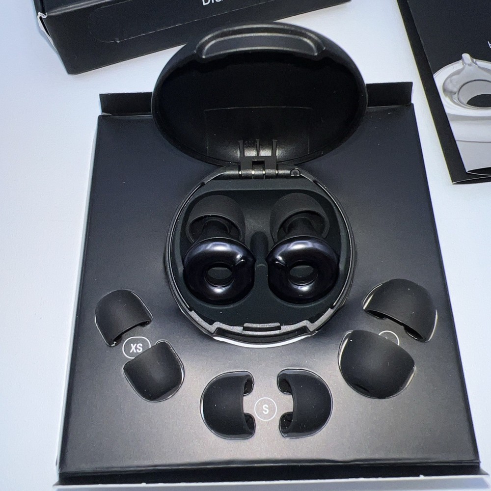 Loop - Switch 2 - Black - Adjustable Ear Plugs – OpenBox