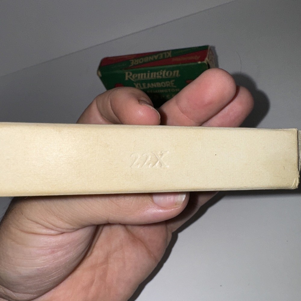 Empty Ammo box Remington Kleanbore 222 Remington