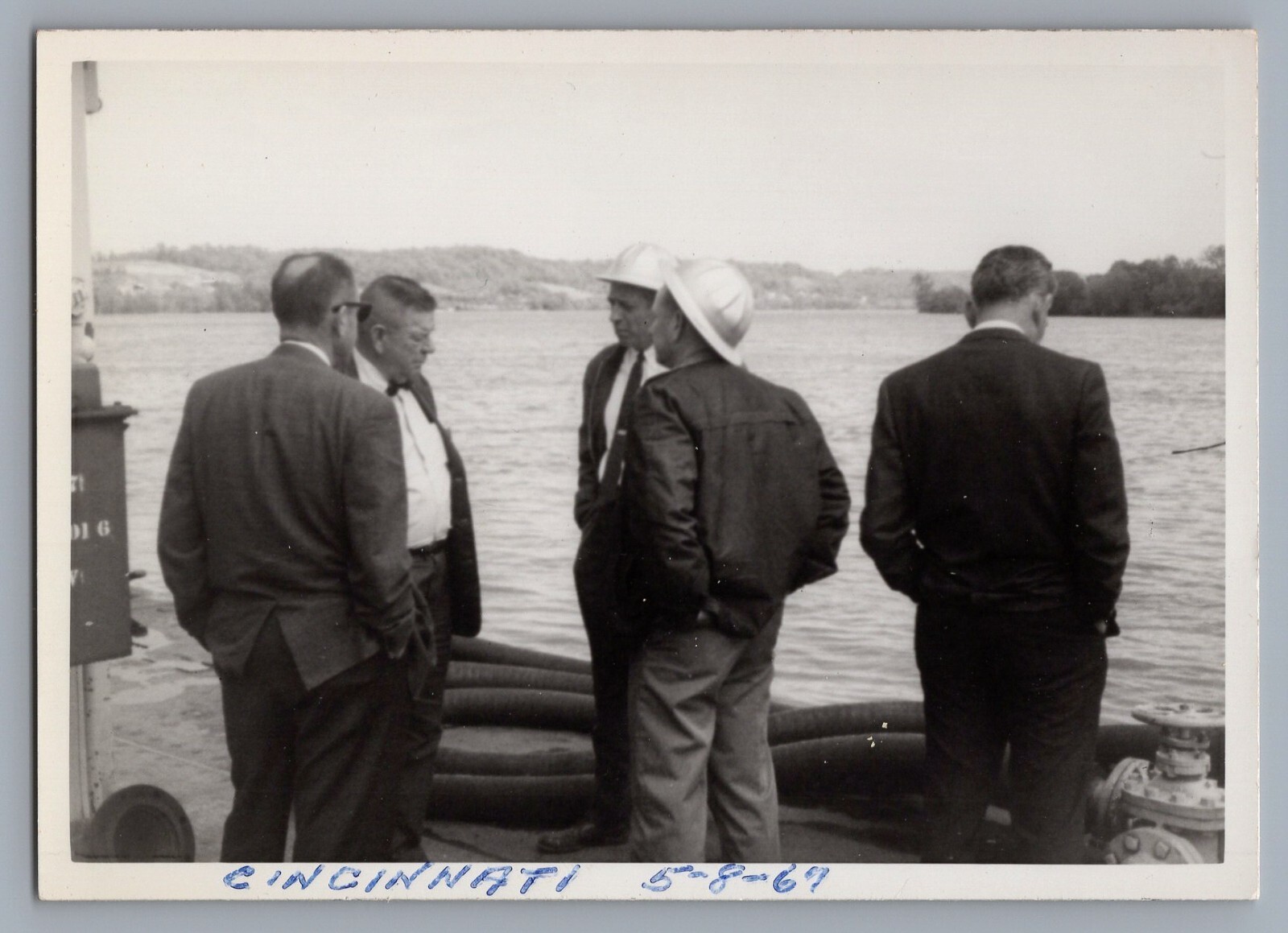 1967 Gulf Oil & Gas Vintage 4.25 x 3" Photo Pipeline Cincinnati, Ohio   9410