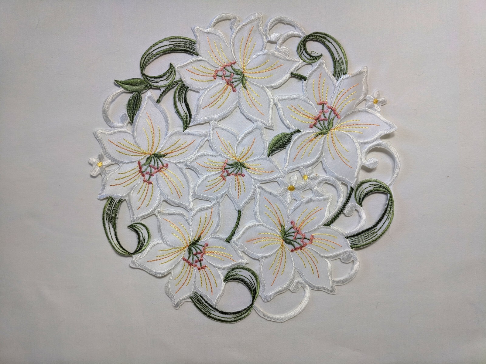 Doily Boutique Table Runner, Doily, Mantel Scarf with White Easter Lily Flowers