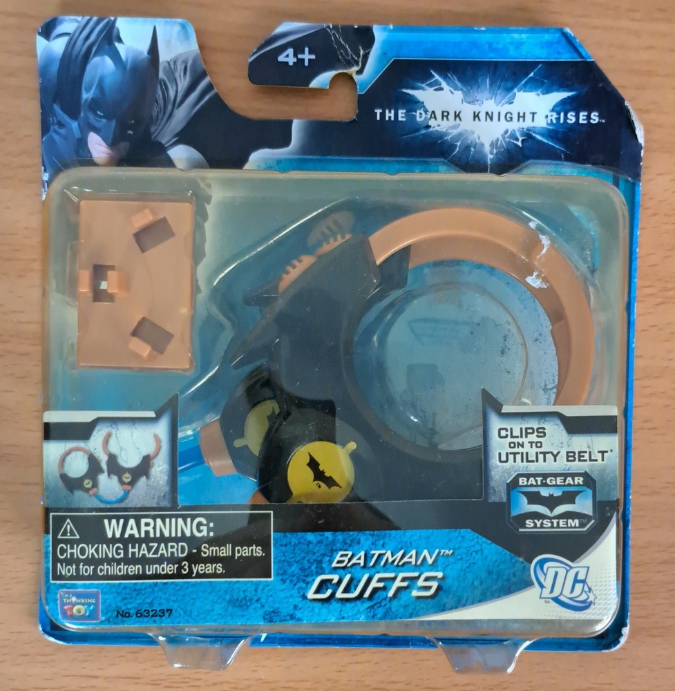 Batman Dart Knight Rises Batman Cuffs - Bat Gear System - 2012 Sealed - Thinkway
