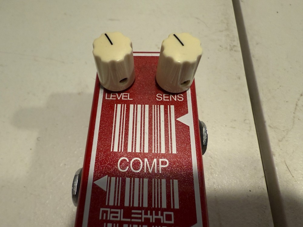Malekko Omicron Comp Compressor Mini Compact Guitar Effect Pedal