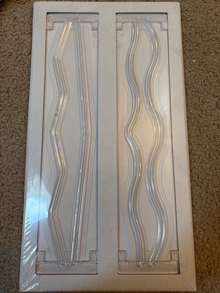 Creative Memories BORDER CUTTING TOOLS(2pk) 4 Different Borders-BRAND NEW!