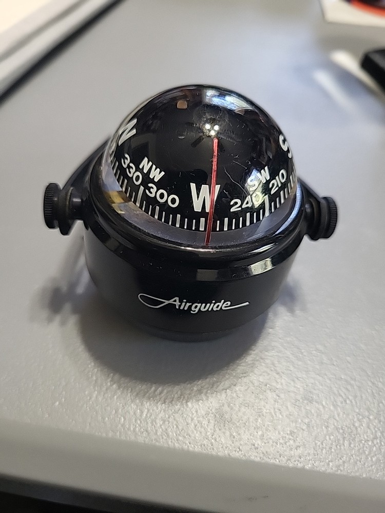 AIGUIDE COMPASS