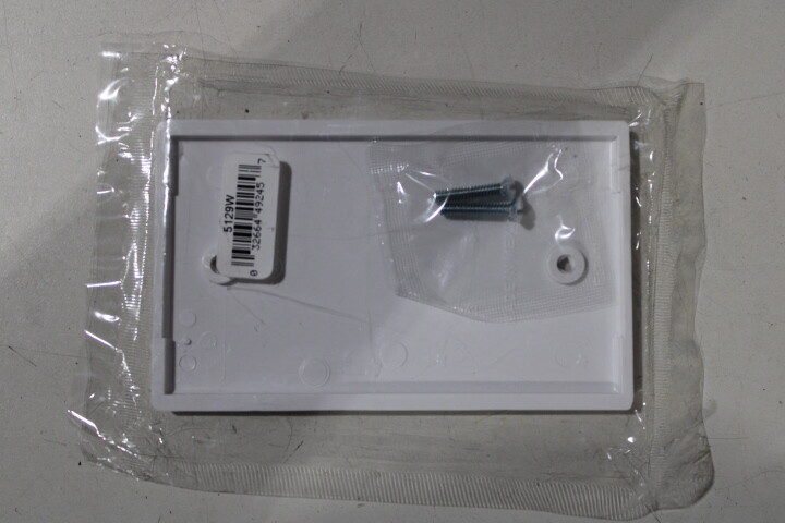 Eaton NSB 5129W Wallplates and Accessories EA