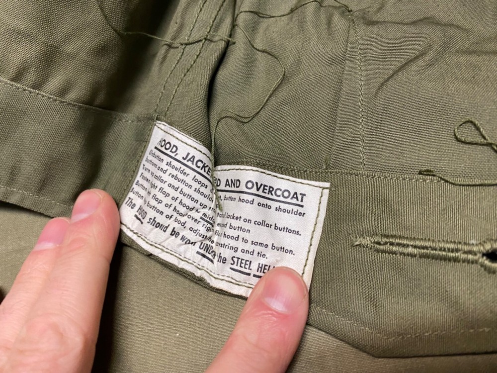 ORIGINAL WWII US ARMY INFANTRY M1943 CLOTH HOOD-LARGE, DATED:1944