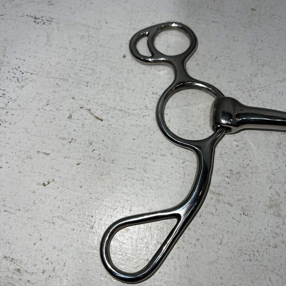 New Smooth Mouth Medium Shank Bit LLL-18