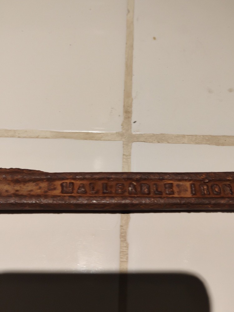 Malleable Iron Crate Opener (Extremely Rare)