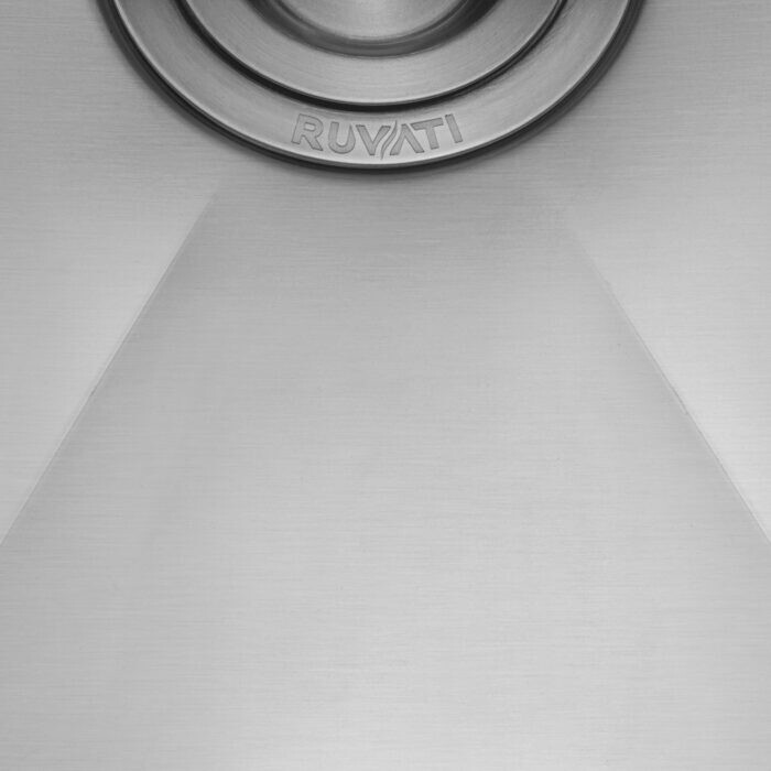 Ruvati 30-inch Slope Bottom Offset Drain Undermount Kitchen Sink - RVH7480
